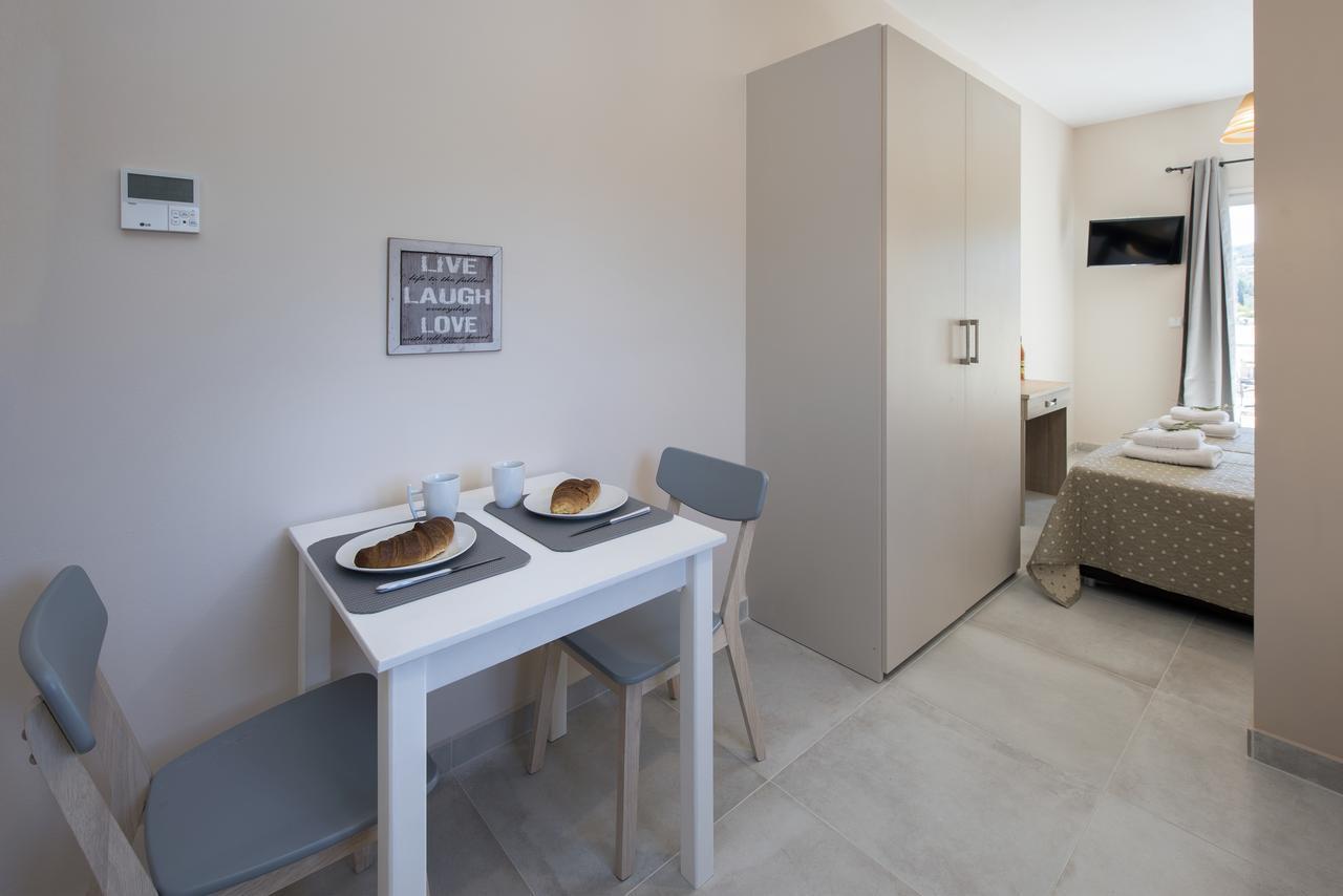 Artheo Hotel Kasziópi Kültér fotó